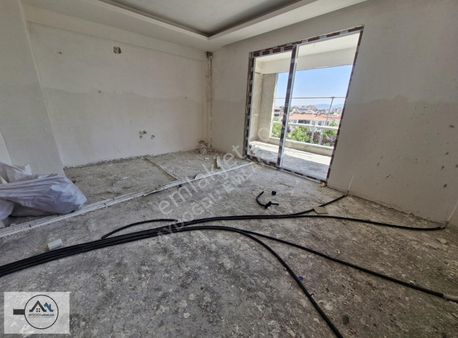 Aydoğdu'dan Kakaç Okulu Üstü 3+1 1kat 150 Mk Park Cepeli 0 Daire