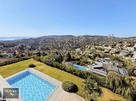 Acarkent´te Kartal Yuvası, Yeni,deniz Manzaralı Lüks Villa