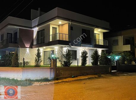 Mersin Silifke Taşucu Kum Mahallesi Denize 100 Metre Lüx Villa