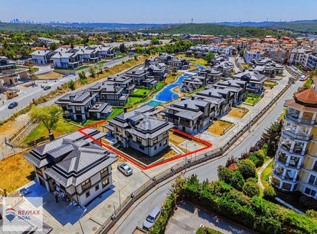 Kemer Country Su Evleri Bahçeli Büyük Tip 7+1 430 M2 Sıfır Villa
