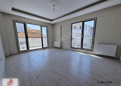 Armutlu İskele Mevkii Yeni Bina Kombi Ve Petekli 2+1 Daire