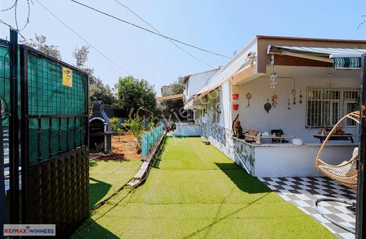 Aksu Pınarlı'da Huzurlu Bir Yaşam İçin Bahçeli Müstakil