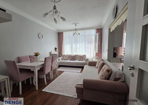 Kayaşehir 10.bölgede Rabia Cad. Ve Peyzaj Manzaralı Satılık 2+1