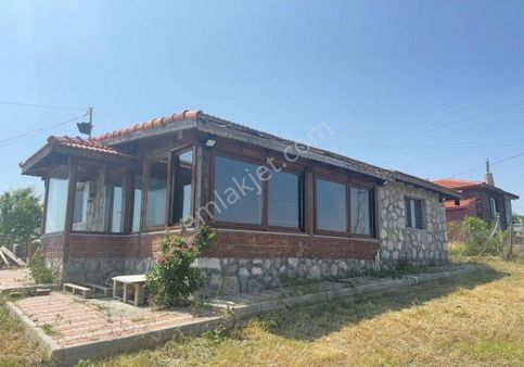 Hasan Bulgur Emlaktan Bayrak Tepede Höbı Bahçesi Taş Ev Özel Yapım