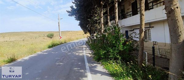 Seferihisar''da 360 M² Arsa Kullanımlı 1+1 Daire