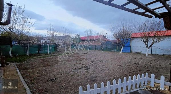 Pusula Gyo Den' İçören'de Hisse Tapulu 400m2 Evli Bahçe