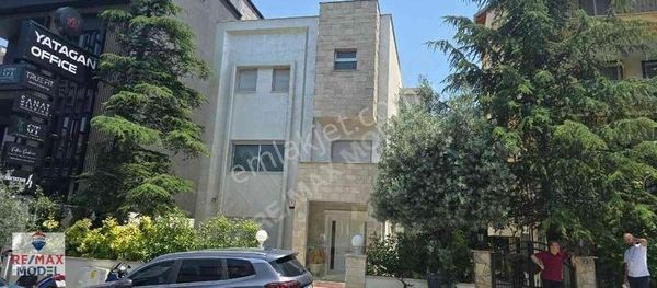 Çamlık'ta 345m2 Arsa İçinde Ticari Kullanıma Uygun Satılık Villa