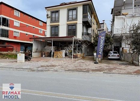 Hasan Gönüllü Spor Salonu Karşısı 87m² Satılık Dükkan