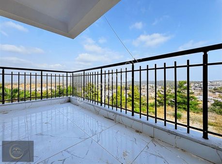 Sarılarda 4+1 Dubleks Manzaralı Yüksek Konumda Sıfır Daire