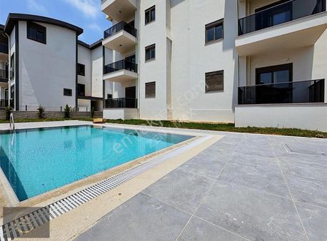 Ilıcada Merkezi Konumda Lüks 3+1 Havuzlu Dubleks Sıfır Daire