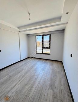 Dlk Emlaktan Albayrak Caddesi Yakını Fırsat 2+1 Daire