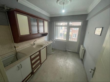 Furkan Emlaktan Hançerli Mh 3+1 1.kat 110m2 Caddeye Cephe Fırsat Daire