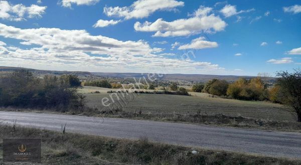 İmamoğlu Dan Saray-pazarcık Mh. 305 M2 Merkeze Yakın Yolu Var