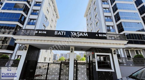 Butik Sitede - Batı Yaşam Sitesi Satılık Giriş Kat 3+1