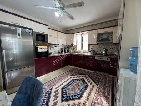 Akçayda Doğalgazlı Asansörlü Ayrı Ve Çift Mutfaklı 4+1 Kat Dublex