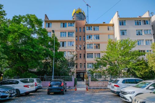 Fırsat Satılık Nispetiye Belediye Sitesi 3+1 Daire