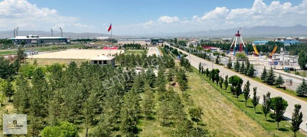 Altın Emlak'tan Full Manzaralı 4+1 Kardelen Sitesi'nde Satılık