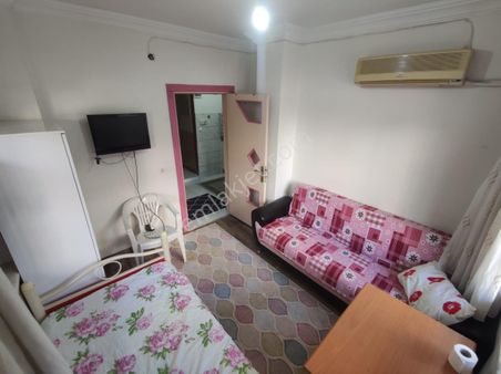 Antalya Kepez Yeşilyurtta Sadece Çalışmayan Bayan Öğrenciye Kiralık 1+0 Eşyalı Giriş No.20492