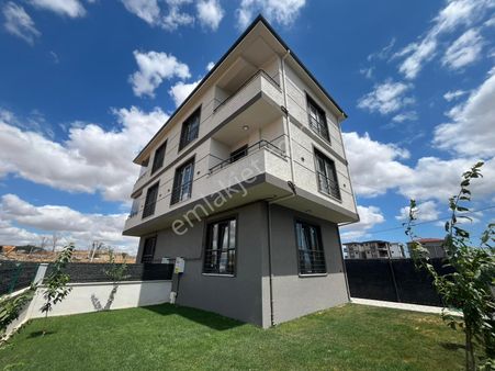 Ata Gayrimenkul'den Özel Mutfak Ve Banyo Mobilyalı Villa