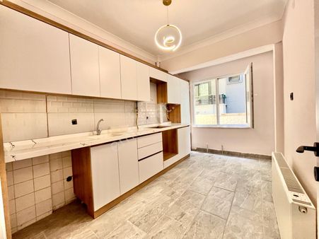 Gümüş'den Altınkumda Bahçe Kullanımlı Denize 100 Metre 2+1 Daire