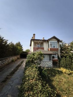 Ata Emlak'tan 4+2 Müstakil Deniz Ve Doğa Manzaralı Kiralık Villa