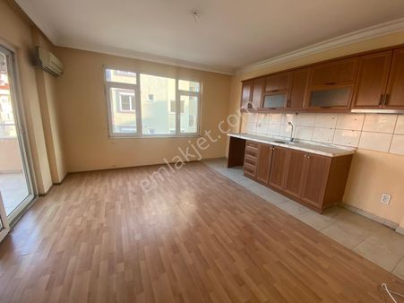 Cikcilli Sağlık Ocağı Civarı 2+1 Satılık