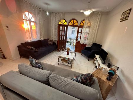 Ankara Emlak'tan Pelitköy'de Deniz Manzaralı ,eşyalı 3+1 Villa