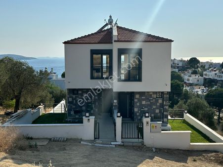 Ankara Emlak Pelitköy'de Deniz Manzaralı , Muhteşem Sıfır Villa