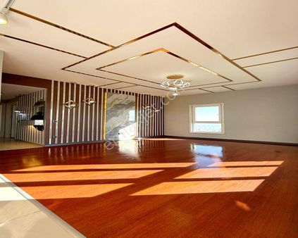 Dekorasyon Değil Şov ! Şık Tasarımlı 2+1 Daire