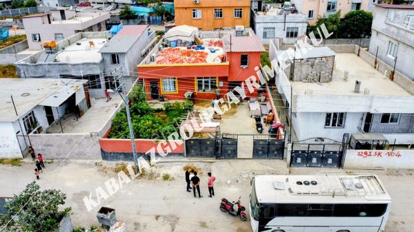 Adana Yüreğir Bahçelievler'de Yeni Yapım Tek Katlı Müstakil Ev ( )