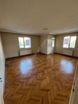 Büyükçekmece Fatih Mah İçi Yapılı Temiz Merkezi Geniş 3+1 Satılık Daire