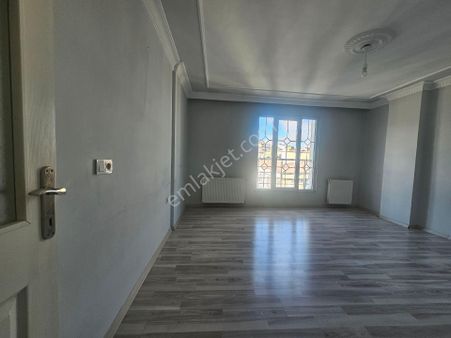 Kiralık Daire Esenyurt Yenikent Mah