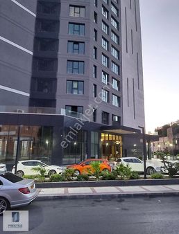 Prestige24'de Özel Konumlu, Ferah 2+1 Ofis Fırsatı