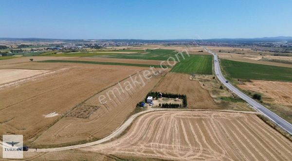 Turhan Emlak'tan Saray Ayaspaşa'da Güzel Konumda Arsa