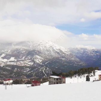 Pozantı Kar Emlaktan Yeni Konacık Bozkırlı Mevkiinde 400 M2 Arsa