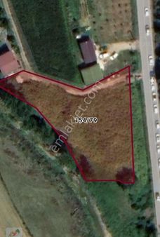 Kandıra Kurtyeri Turizm Alanında 2151 M2 Yola Cepheli Müstakil Parsel