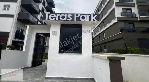 Altıntaş'ta Cad Üzeri Satılık Bahçe Dubleksi