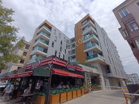 Anka Emlaktan Konut Ve İşyerine Uygun Harika Lokasyonlu Ara Kat