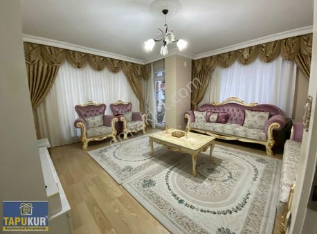 Yenibosna İtfaiye,cem Evi Yanı Satılık 3+1 140m2 Daire Tek Üzeri