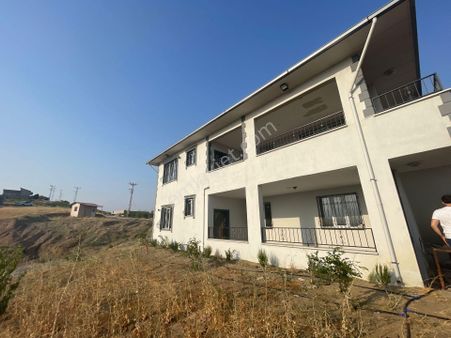 Cb'den Kürtül Tepe'de Satılık İki Katlı Bağ Evi