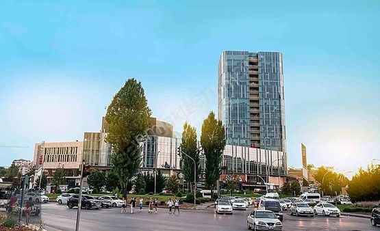 Besa Kule'de Özel Dizayn 175 M2 Ofis / Enbatı Aş.