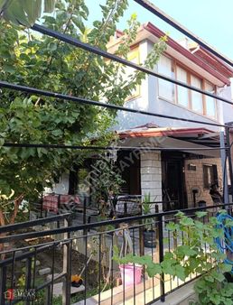 Kuşadası Davutlar'da Satılık Villa