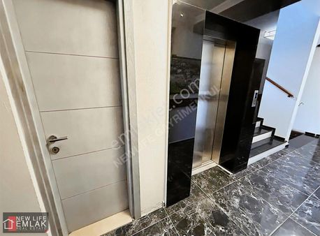 Özderede Havuzlu Sitede Deniz Manzaralı Eşyalı Satılık Daire