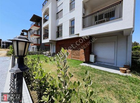 Kuşadası Davutlarda Geniş Bahçeli Sıfır Eşyalı Satılık Daire