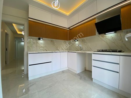 Irmaksudan Altınkum Da Ara Kat Lüks Yapılı Satılık 3+1 Daire