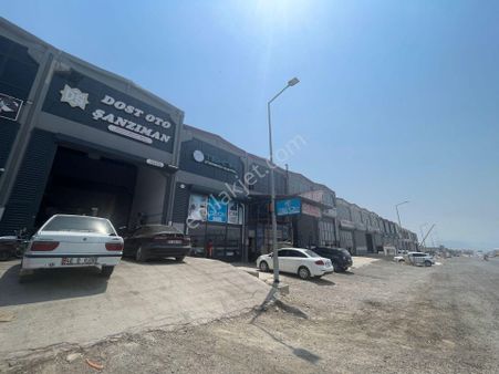 Cb'den Yeni Sanayide Satılık Dükkan