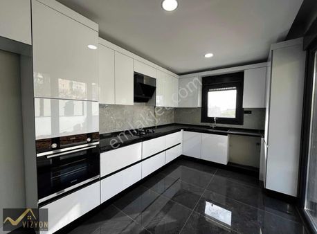 Vizyon Emlaktan Lüx 6+2 Site İçi Villa Kapalı Otopark Güvenlik