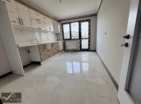 Ful Deniz Manzaralı Site İçi Asansör Kapal Otopark 4+1 Lüx 220m²