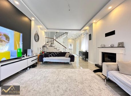 Bayramoğlu Ada İçinde Ful Deniz Manzaralı 4+1 Villa