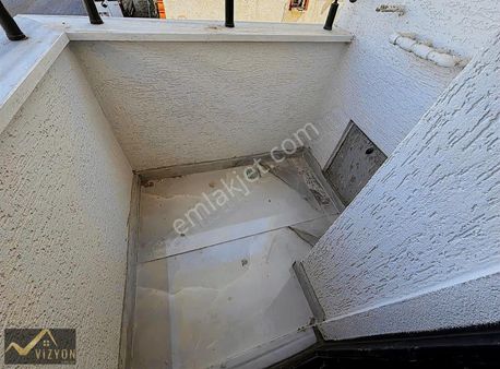 Darıcada Satılık 3+1 Lüks Ara Kat Daire